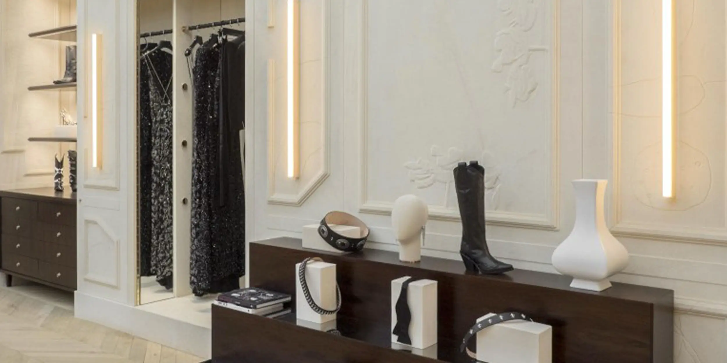 Redemption_0000s_0011_6.accessories-wall