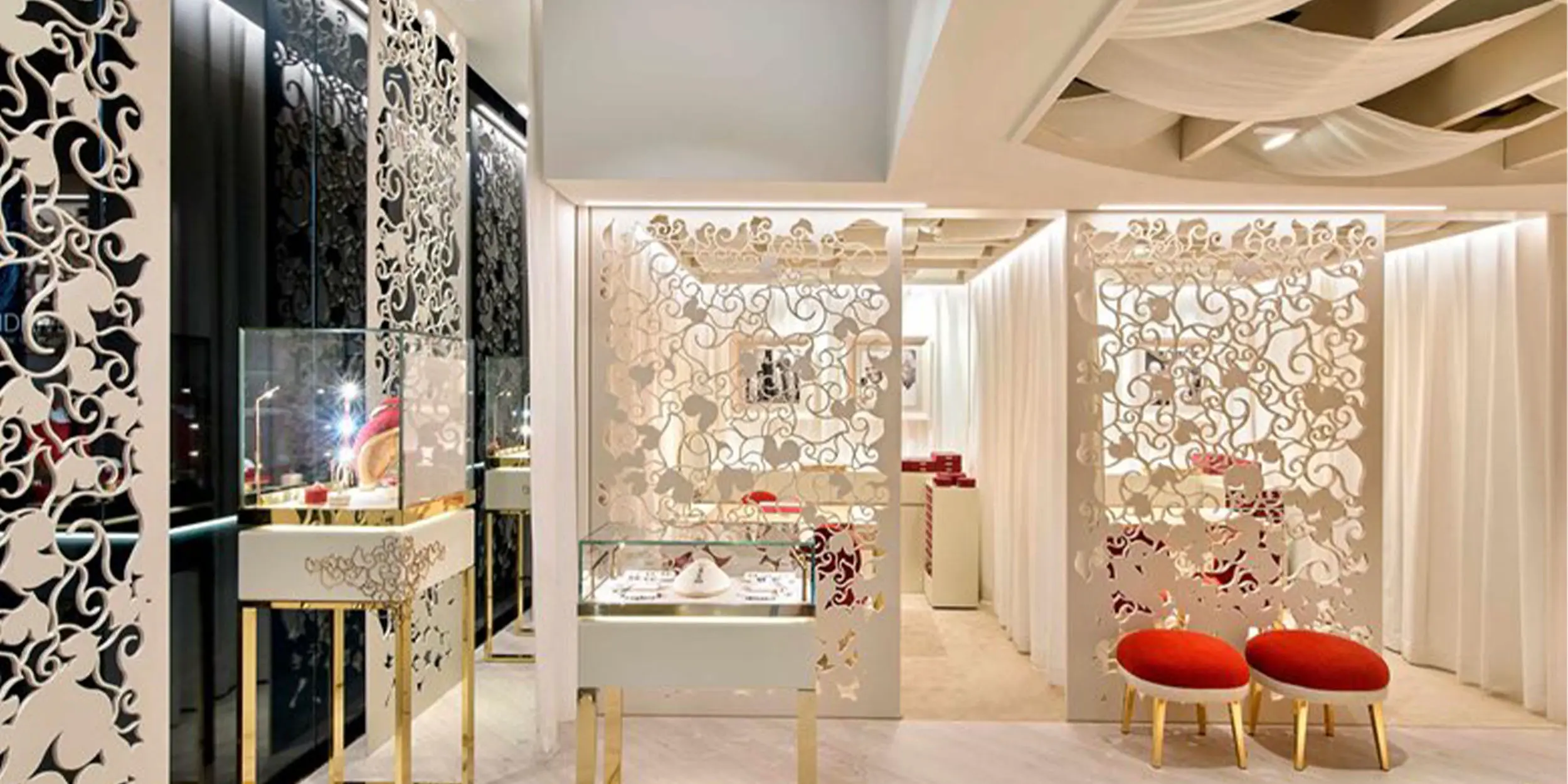 Gioeielleria Chantecler_0000s_0002_b_730_8899803e-015d-4134-9ec1-40d1d811f05a