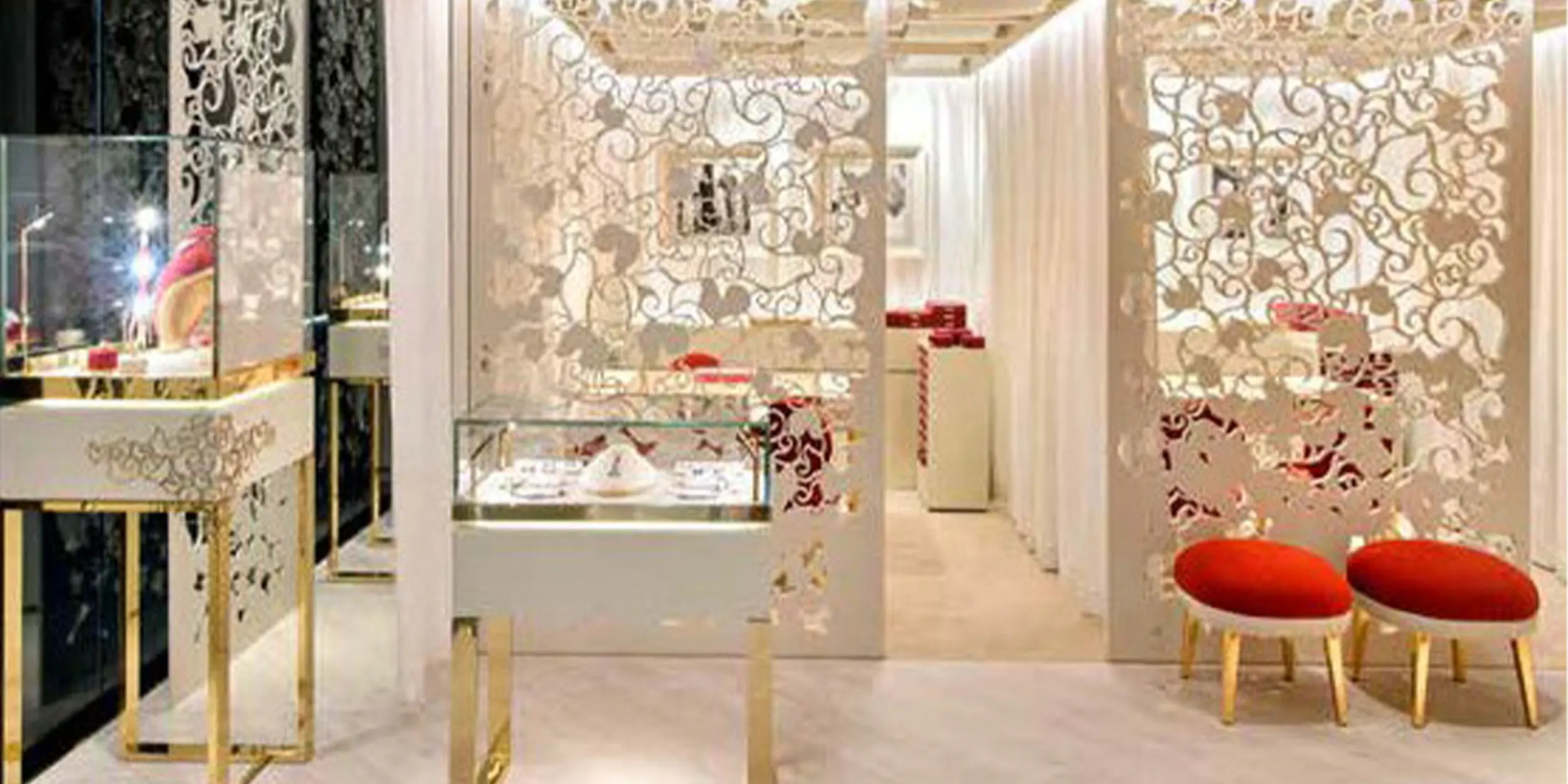 Gioeielleria Chantecler_0000s_0011_02-interni-2019 Correa Granados_Pagina_2-N-1